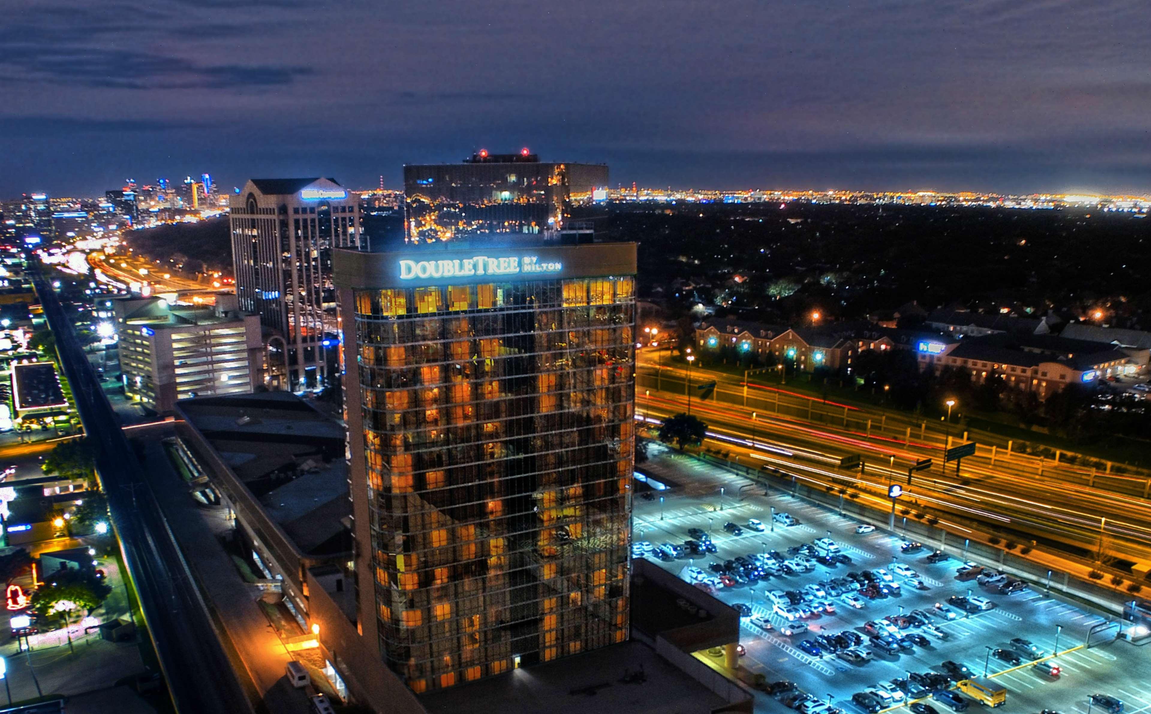 Doubletree By Hilton Hotel Dallas Campbell Centre Exteriér fotografie