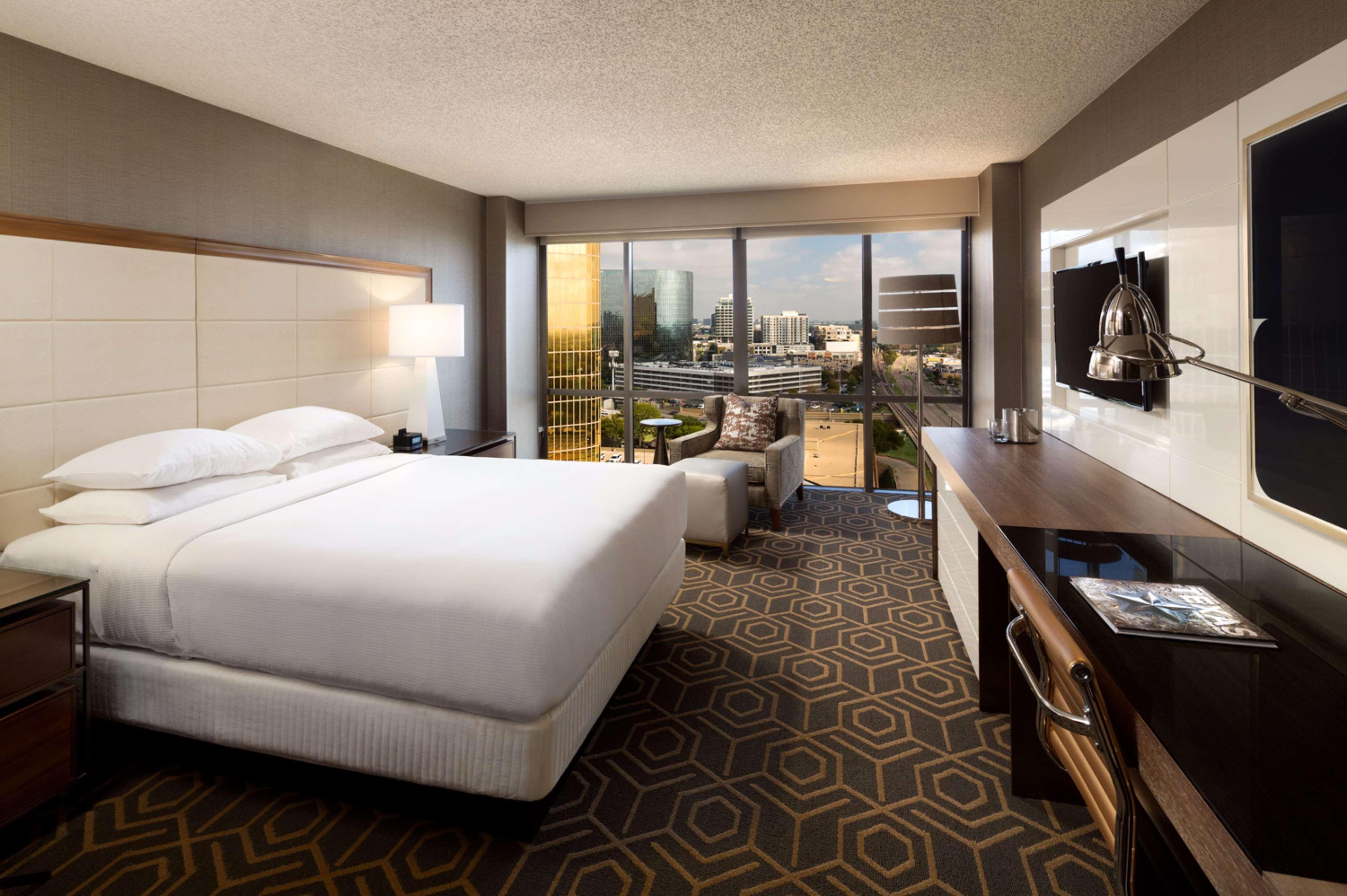Doubletree By Hilton Hotel Dallas Campbell Centre Exteriér fotografie